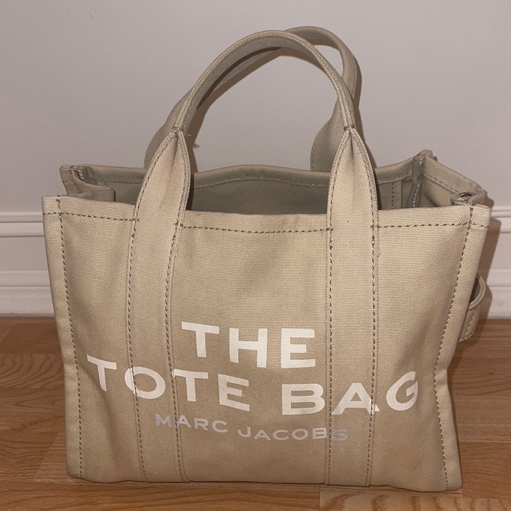 Marc Jacobs TOTE Beige
